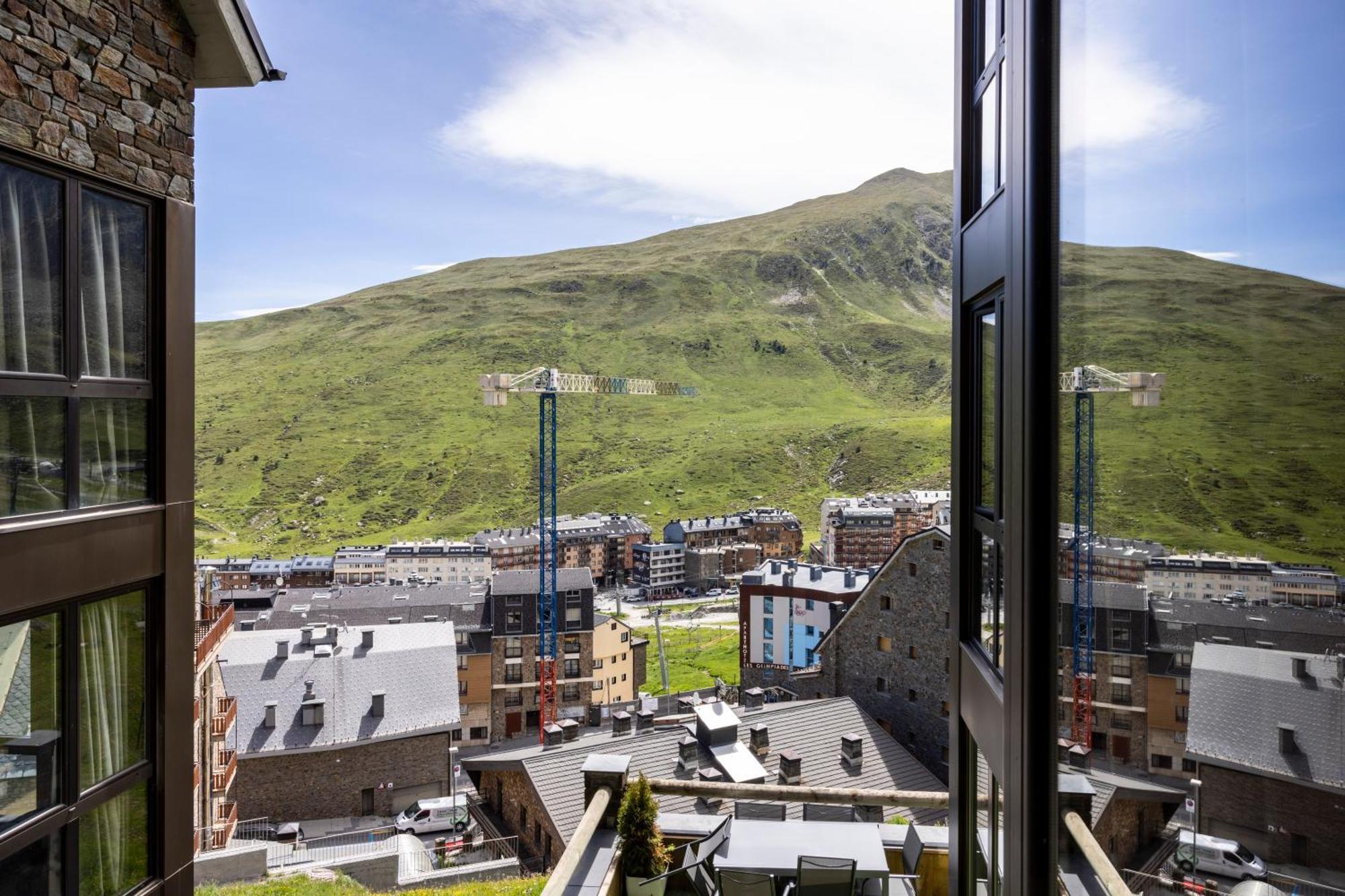 Increibles Vistas A Las Montanas En El Pas De La Casa - Parking - Wifi - Ski In Ski Out L By Bonesvacances Exterior foto